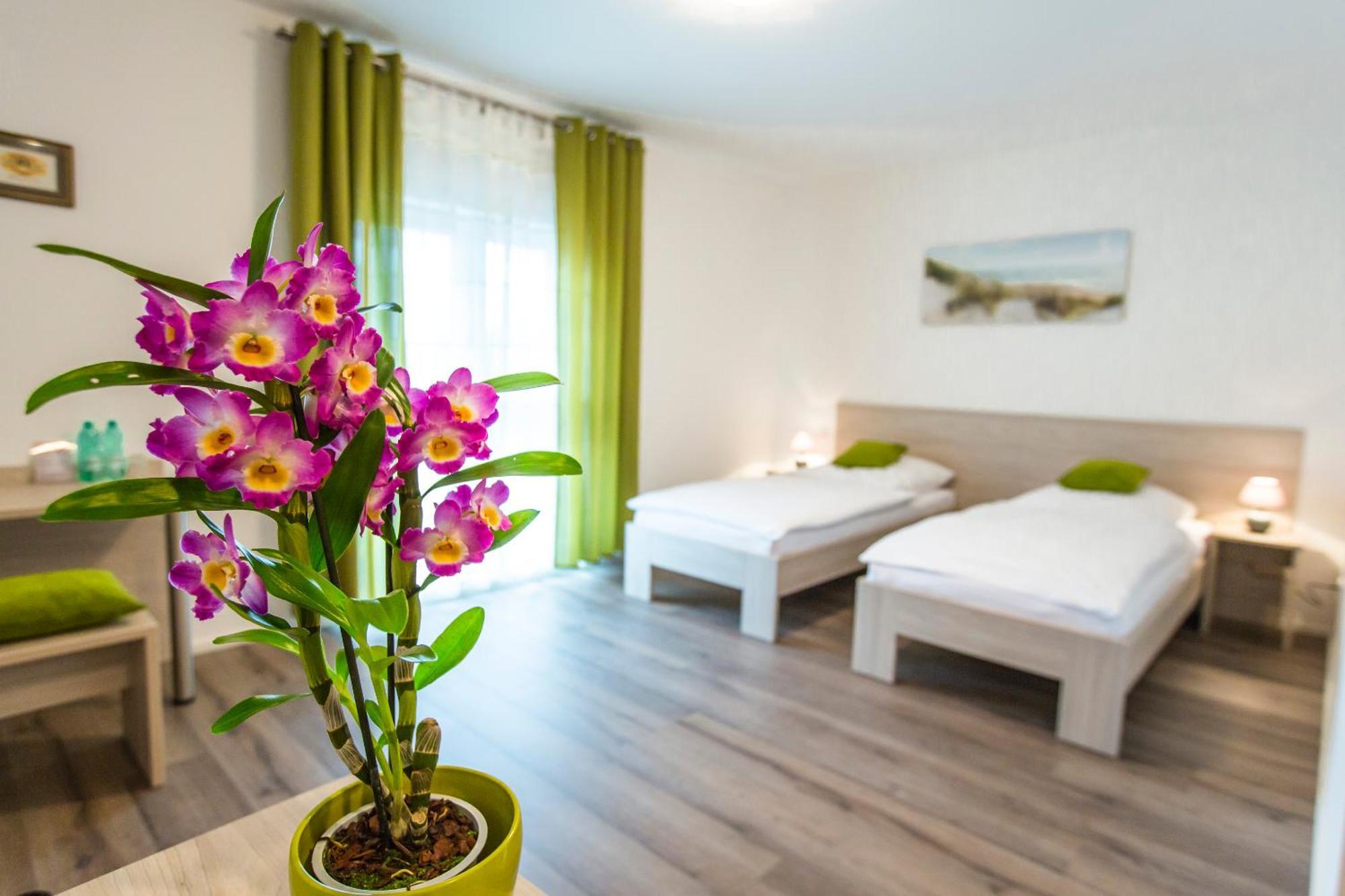 Hotel Anna Хильден Номер фото