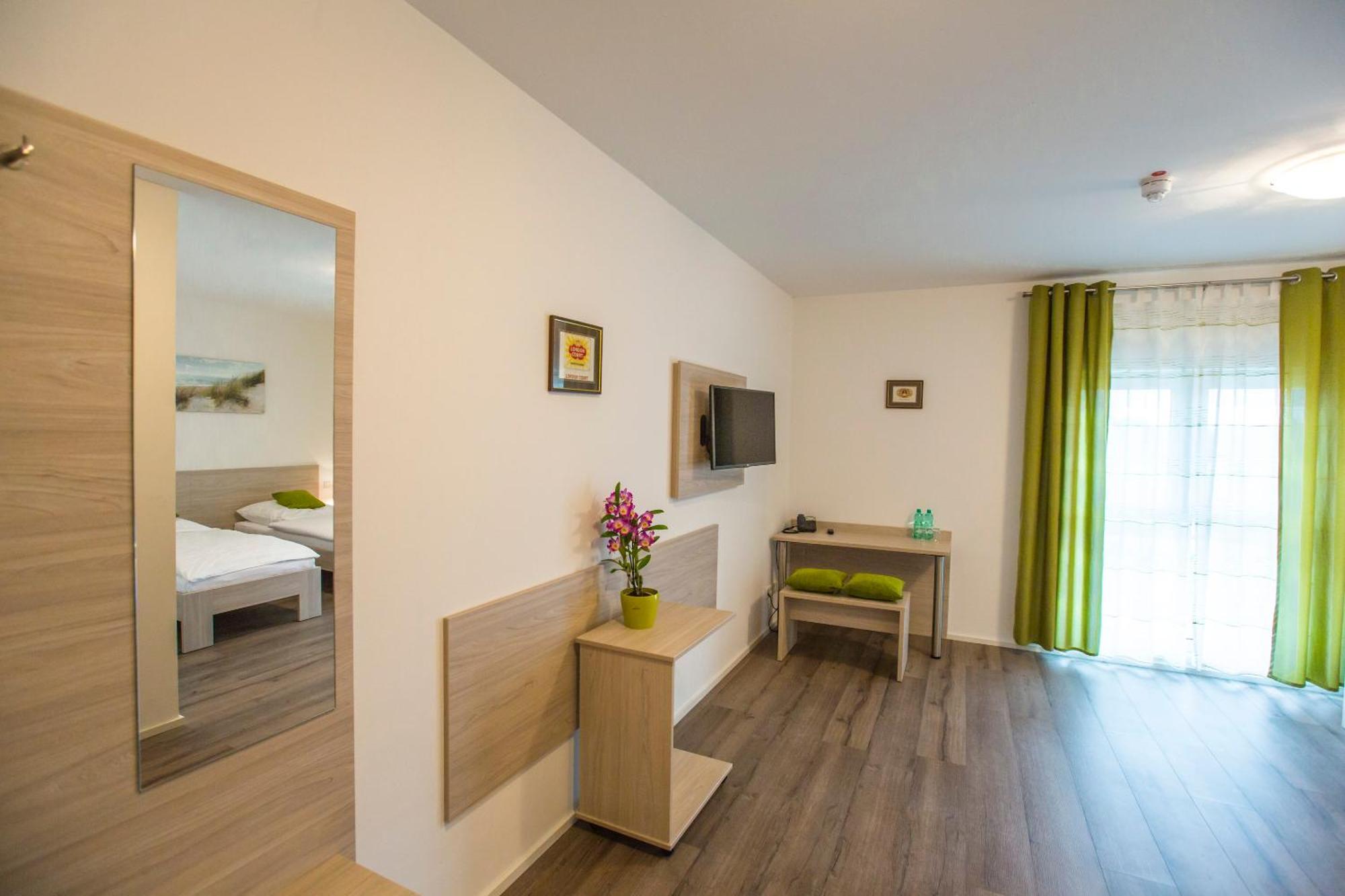 Hotel Anna Хильден Номер фото