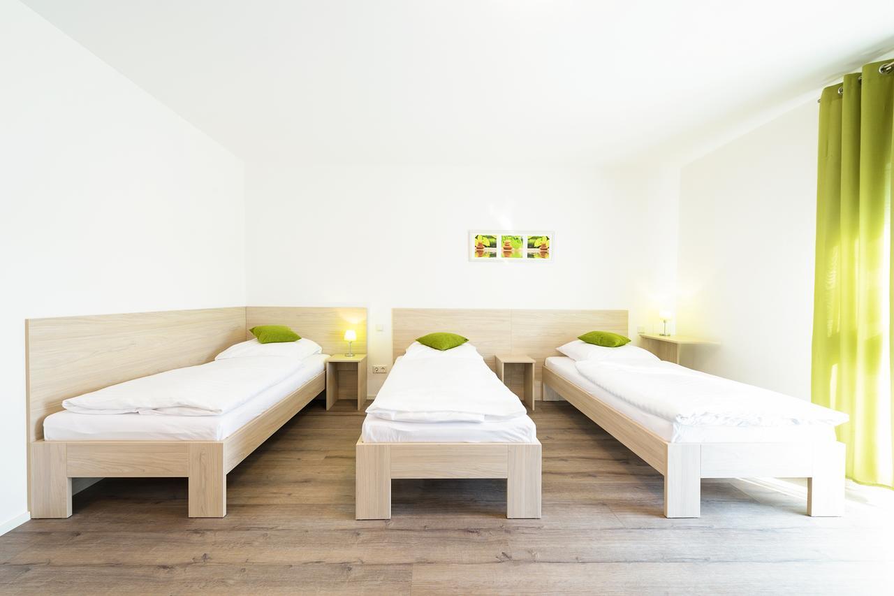 Hotel Anna Хильден Экстерьер фото